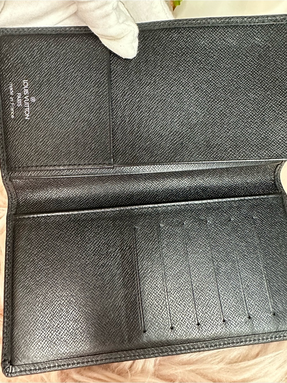Authentic Louis Vuitton Black Textured Long Wallet with Debossed LV - Picture 5 of 7
